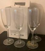 2 x 4 champagne glazen nieuw in de verpakking., Ophalen of Verzenden, Nieuw, Overige typen