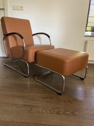 Gispen 407 fauteuil en 443 hocker, chroom, cognac leder beschikbaar voor biedingen