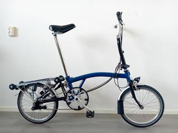 Prachtige Brompton vouwfiets met transporthoes!