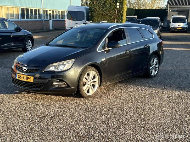 Opel Astra Sports Tourer 1.4 Turbo Sport *Koppaking defect*, Auto's, Opel, Bedrijf, Astra, ABS, Airbags, Airconditioning, Alarm