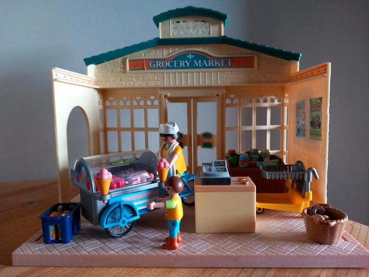 Sylvanian families/playmobil winkel/groenten/ijs, Kinderen en Baby's, Speelgoed | Poppenhuizen, Zo goed als nieuw, Toebehoren