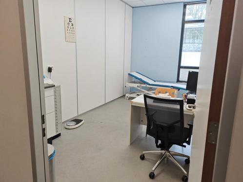 Kamer verhuur in gezondheidscentrum spirea, Huizen en Kamers, Kamers te huur