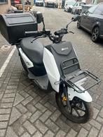 Bezorgscooter elektrisch vs1 met box, Fietsen en Brommers, Scooters | Overige merken, Ophalen, Gebruikt, Elektrisch, Vmoto super soco