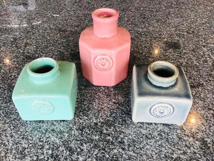 3 leuke vaasjes, 11cm en 7cm hoog, Huis en Inrichting, Woonaccessoires | Vazen, Zo goed als nieuw, Overige kleuren, Minder dan 50 cm