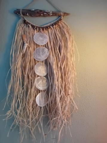 Raffia wandhanger, muurdecoratie, wanddecoratie beschikbaar voor biedingen