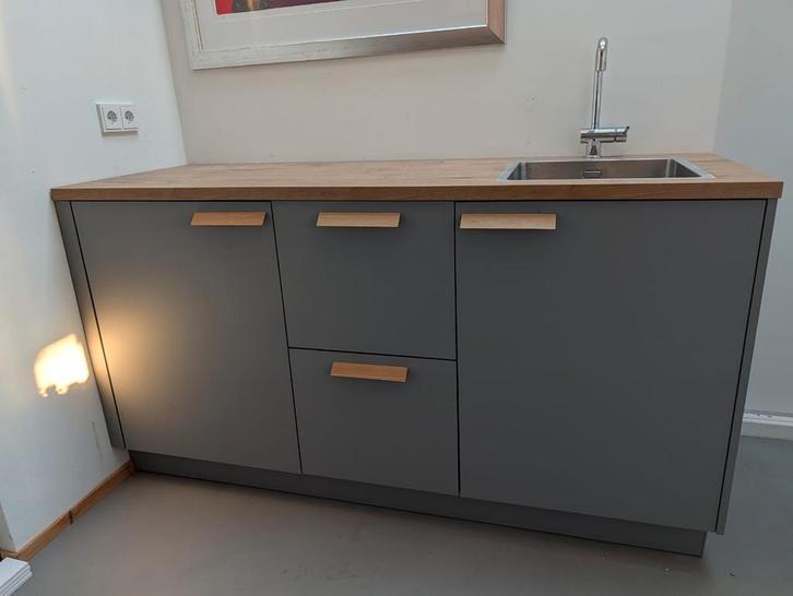 Pantry keukenblok Antraciet Grijs met Spoelbak & Kraan, Huis en Inrichting, Keuken | Keukenelementen, Zo goed als nieuw, Minder dan 100 cm