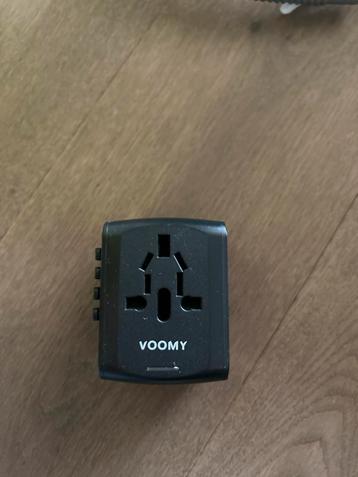 VOOMY Wereldstekker Adapter beschikbaar voor biedingen