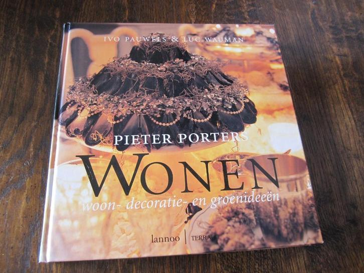 Pieter Potters wonen - Uitgeverij Lannoo / Terra, Boeken, Overige Boeken, Zo goed als nieuw, Verzenden
