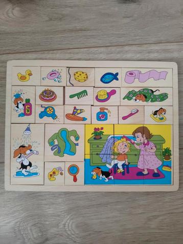 Houten kinderpuzzel leerzaam dagritme beschikbaar voor biedingen
