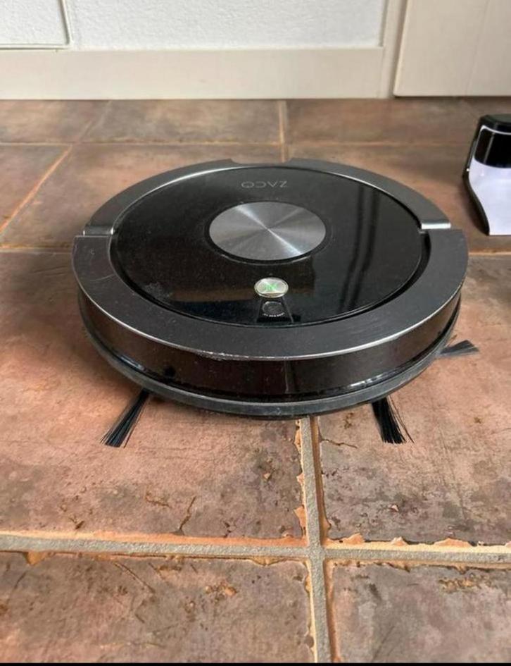 Robotstofzuiger - Werkt, App Defect, Witgoed en Apparatuur, Stofzuigers, Gebruikt, Robotstofzuiger, Reservoir, Ophalen of Verzenden