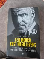 Een Moord Kost Meer Levens - Peter R. de Vries, Boeken, Detectives, Ophalen of Verzenden, Nieuw, Peter R. de Vries