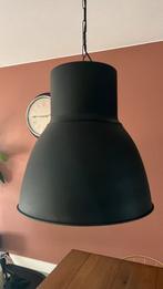 Twee mooie eettafel lampen zwart/goud, Ophalen, Zo goed als nieuw, Metaal, Minder dan 50 cm