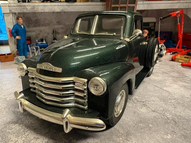 1:18 Mira Chevrolet pickup 1953 mist antenne zonder doos, Hobby en Vrije tijd, Modelauto's | 1:18, Gebruikt, Auto, Ophalen of Verzenden
