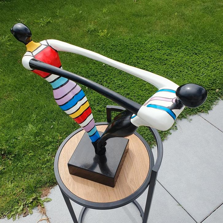 Kleurrijk dansend paar Eyecatcher!, Antiek en Kunst, Kunst | Beelden en Houtsnijwerken, Ophalen of Verzenden