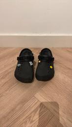 Gave Crocs, amper gedragen maat 44, Kleding | Heren, Schoenen, Slippers, Crocs, Zwart, Ophalen of Verzenden