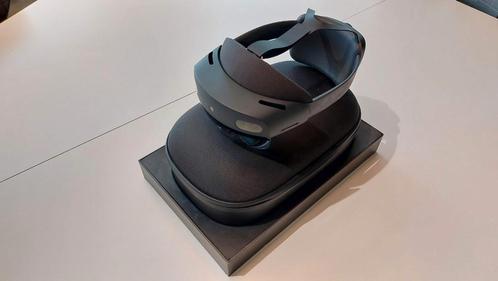 Te koop: 3x Microsoft HoloLens 2 – AR bril, Spelcomputers en Games, Virtual Reality, Zo goed als nieuw, Pc, Ophalen of Verzenden