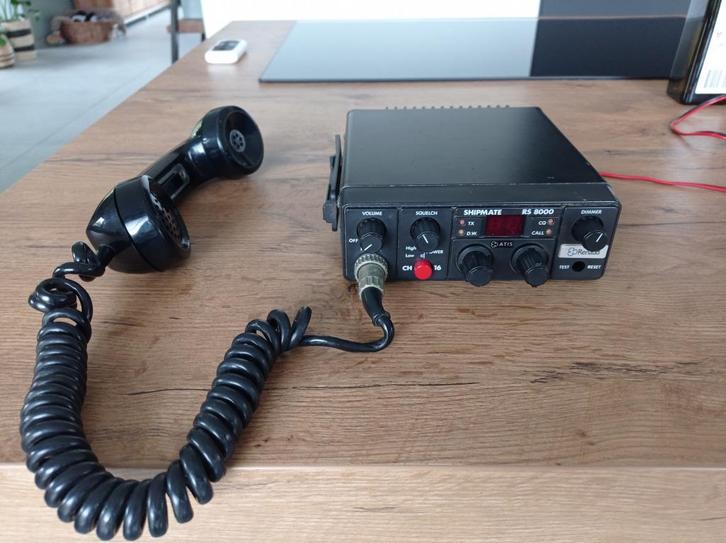 Schipmate RS8000 Marifoon, Watersport en Boten, Navigatiemiddelen en Scheepselektronica, Gebruikt, Communicatie, Ophalen of Verzenden