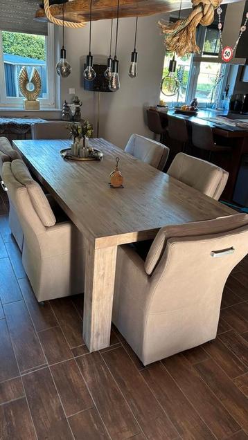 Meubelserie Montreal acacia hardhout compleet  beschikbaar voor biedingen