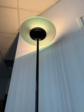 Bekende design VLOERLAMP Italië (Larelco uit Milaan) dimbaar beschikbaar voor biedingen