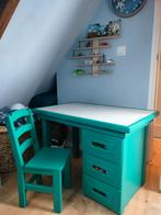 Vintage kinderbureau en stoel, Huis en Inrichting, Bureaus, Ophalen, Gebruikt