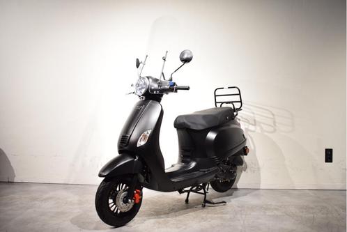DJJD Cashmere | 2022 | 860km | SNOR/BROM, Fietsen en Brommers, Scooters | Overige merken, Zo goed als nieuw, Benzine, Ophalen of Verzenden