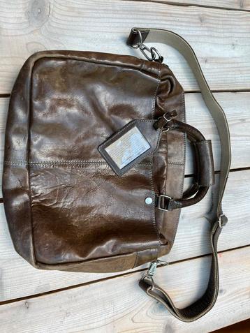 Cowboysbag beschikbaar voor biedingen