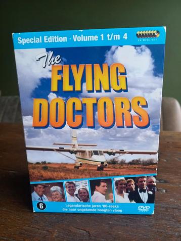 Dvd box the flying doctors 24 dvd's jaren 80 beschikbaar voor biedingen