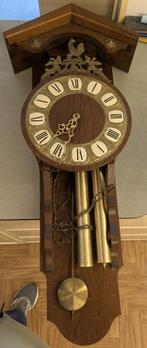 Mooie houten wandklok met Hermle mechanisch uurwerk, Antiek en Kunst, Ophalen