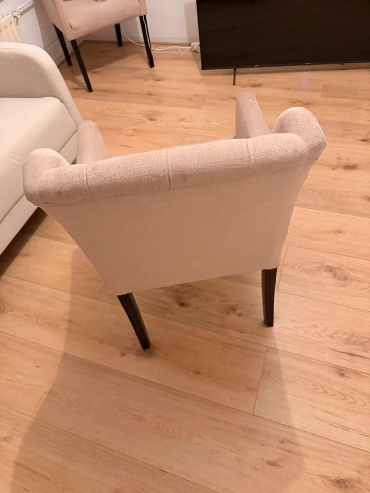 Mooie eetstoelen - Stijlvol en comfortabel!, Huis en Inrichting, Stoelen, Zo goed als nieuw, Vier, Stof, Wit, Ophalen