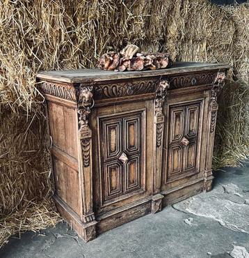 *Dressoir eiken commode antiek houtsnijwerk stoere stijl* beschikbaar voor biedingen