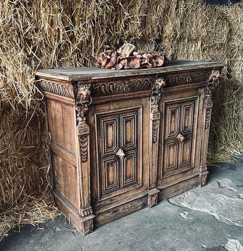 *Dressoir eiken commode antiek houtsnijwerk stoere stijl*, Antiek en Kunst, Antiek | Meubels | Kasten, Ophalen