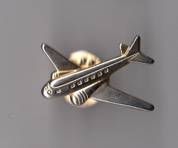 Douglas DC 3 Vliegtuig pin, Verzamelen, Luchtvaart en Vliegtuigspotten, Gebruikt, Patch, Badge of Embleem, Ophalen of Verzenden