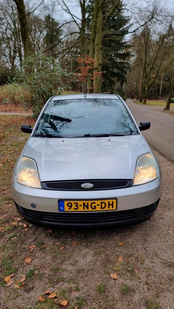 Ford Fiësta 1.25 16V 3DR 2003 Grijs, Auto's, Ford, Particulier, Fiësta, Benzine, B, Hatchback, Handgeschakeld, Origineel Nederlands