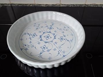 saks servies  schaal. beschikbaar voor biedingen