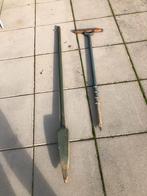 2 x antiek vintage gereedschap grondboor grondstamper grond, Ophalen, Gebruikt