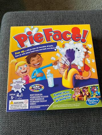Pieface spel beschikbaar voor biedingen