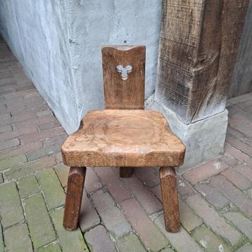Brocante oud vintage houten stoeltje kinderstoeltje *Etage3* beschikbaar voor biedingen