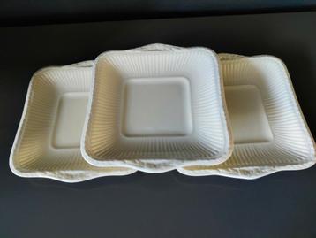 Wedgwood Edme, Vierkante presenteer schalen, in nieuwstaat. beschikbaar voor biedingen