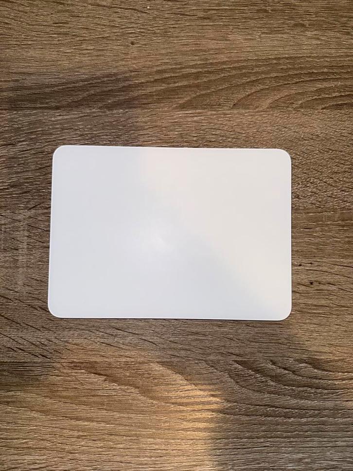 Apple Magic Trackpad 2 - Zo goed als nieuw!, Computers en Software, Muizen, Zo goed als nieuw, Rechtshandig, Draadloos, Ophalen of Verzenden