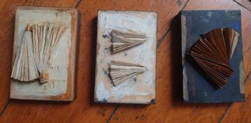 Els Otten (1950) Vier sculpturen , hout en papier 1985 beschikbaar voor biedingen