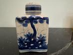 Antieke Chinese theebus –handbeschilderd blauw-wit porselein, Antiek en Kunst, Ophalen