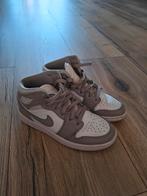 Nike schoenen maat 38 - Nette staat!, Ophalen, Zo goed als nieuw, Jongen of Meisje, Schoenen