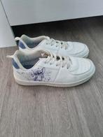 Stitch sneakers maat 39, Ophalen of Verzenden, Zo goed als nieuw, Schoenen