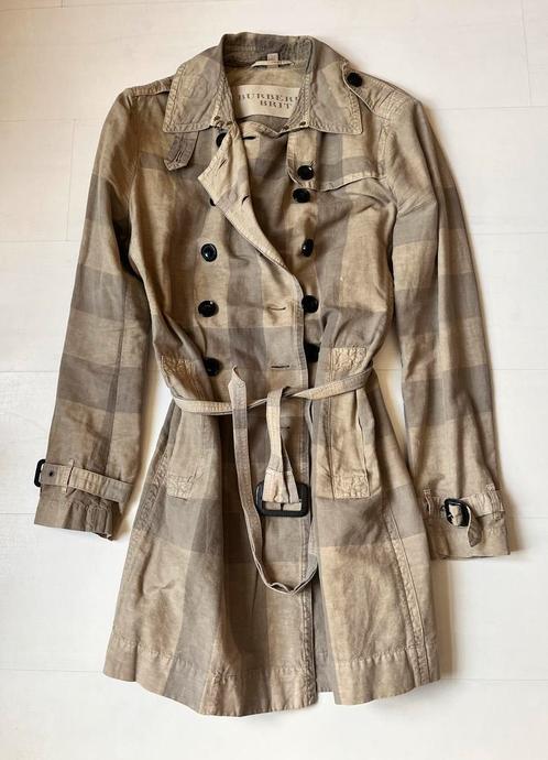 Lichte Burberry Brit Trenchcoat Maat 42, Kleding | Dames, Jassen | Zomer, Zo goed als nieuw, Maat 42/44 (L), Beige, Ophalen of Verzenden