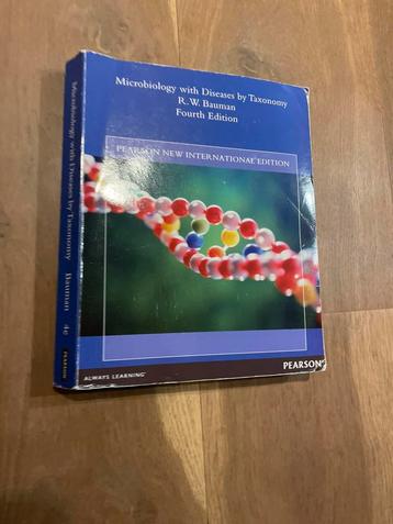 Microbiology with Disease by Taxanomy beschikbaar voor biedingen
