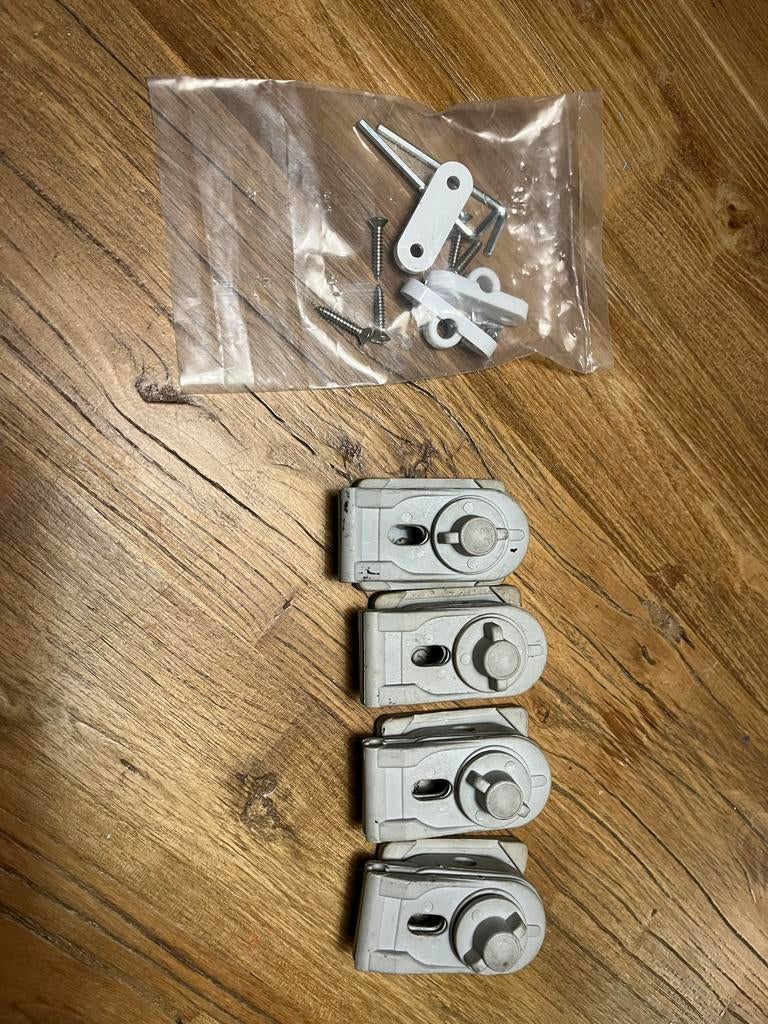 Caravan tentstokhaken - Diverse onderdelen, Ophalen, Gebruikt