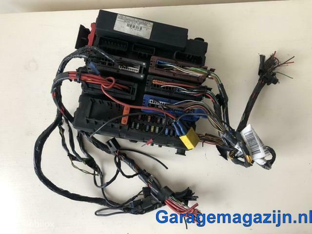 Zekeringskast Opel Vectra C 1.9 CDti (z02) (F68) 519048102, Auto-onderdelen, Elektronica en Kabels, Opel, Gebruikt, Ophalen of Verzenden
