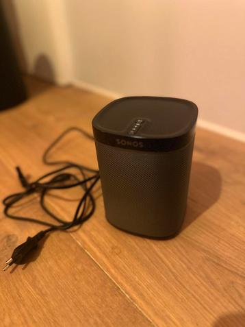 Sonos play: 1 zwart zo goed als nieuw beschikbaar voor biedingen