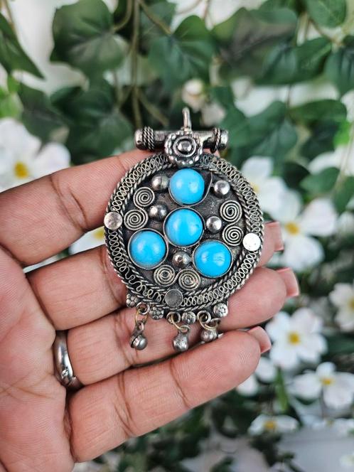 zilverkleurige hanger, handgemaakt in Nepal of India, Sieraden, Tassen en Uiterlijk, Kettinghangers, Gebruikt, Overige materialen