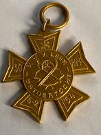 Medailles Schaatsen V.V.V. Leek IJstoertocht Groningen 1954, Ophalen of Verzenden, Zo goed als nieuw